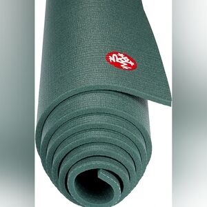 NWOT Manduka PRO Yoga Mat in Black Sage (Green)